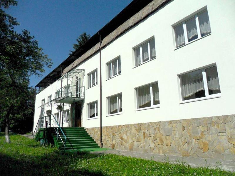 Lviwska Schweicaria Davidov Exterior photo